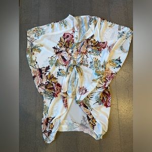 Sheer floral women’s kimono top